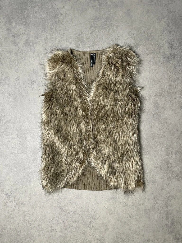 detail view, Take Out Fur Gilet, vintage Y2K second hand piece, image 6
