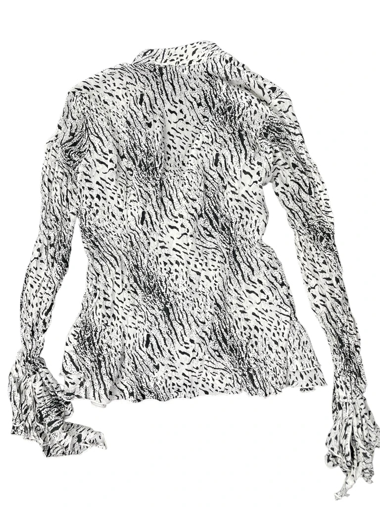detail view, Kaelyn Max White Tiger Print Long Vintage Top, vintage Y2K second hand piece, image 4