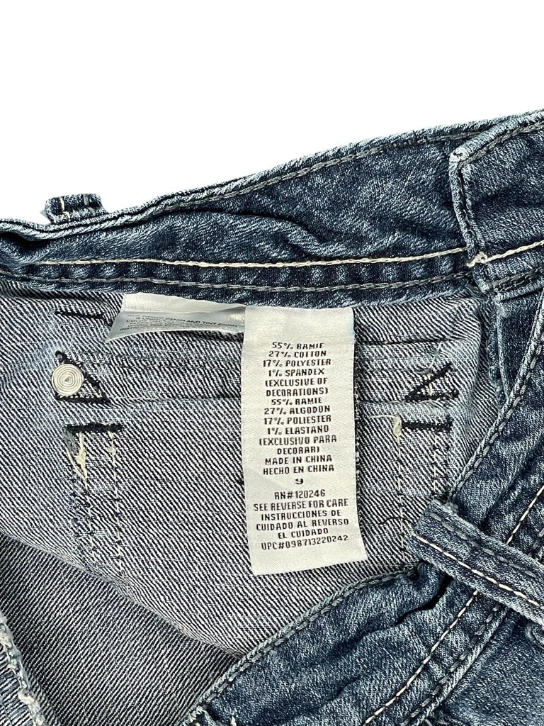 detail view, Wall Flawor Wall Flavor Pocket Detail Blue Denim Skirt, vintage Y2K second hand piece