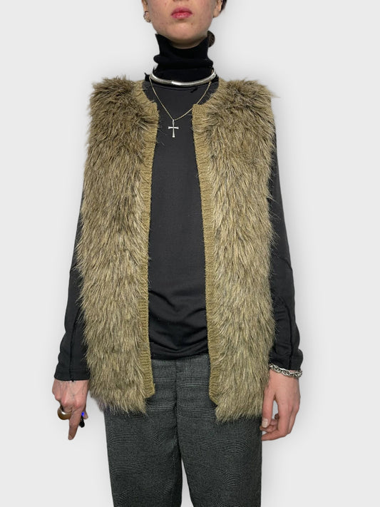 front view, Xhilaration Fur Gilet, vintage Y2K second hand piece