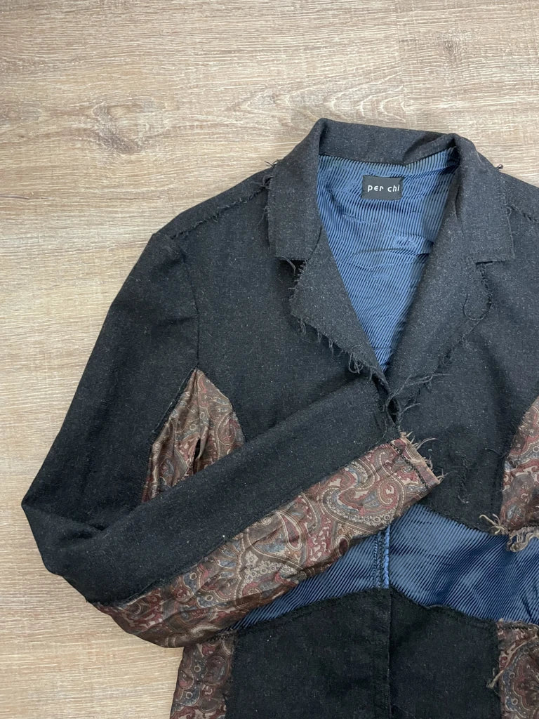 detail view, Per Chi Long-Sleeve Jacket, vintage Y2K second hand piece