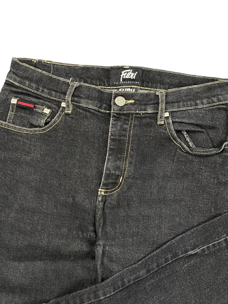detail view, Fubu Black Straight-Leg Jeans with Minimalist Detailing, vintage Y2K second hand piece, image 4
