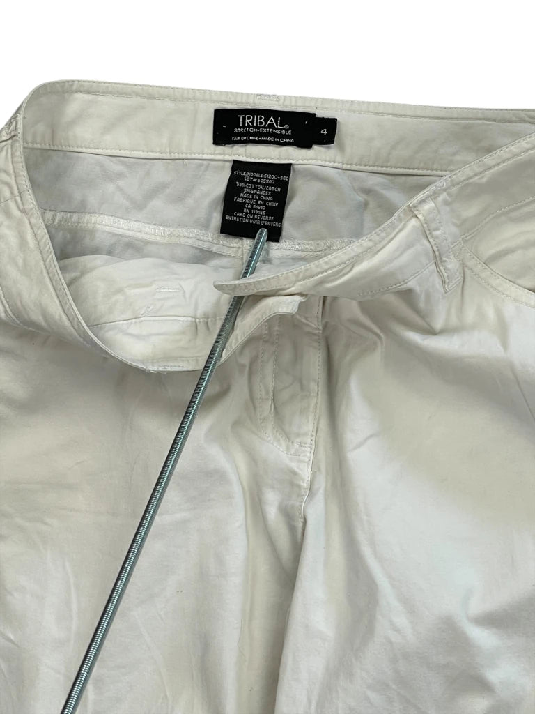 detail view, Tribal White Buttoned Cargo Pants, vintage Y2K second hand piece
