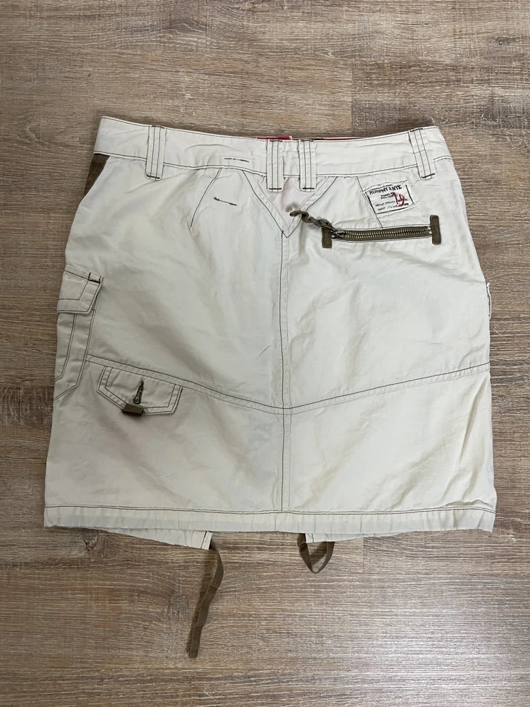 detail view, Murphy & Nye Sail Makers White Skirt, vintage Y2K second hand piece, image 4