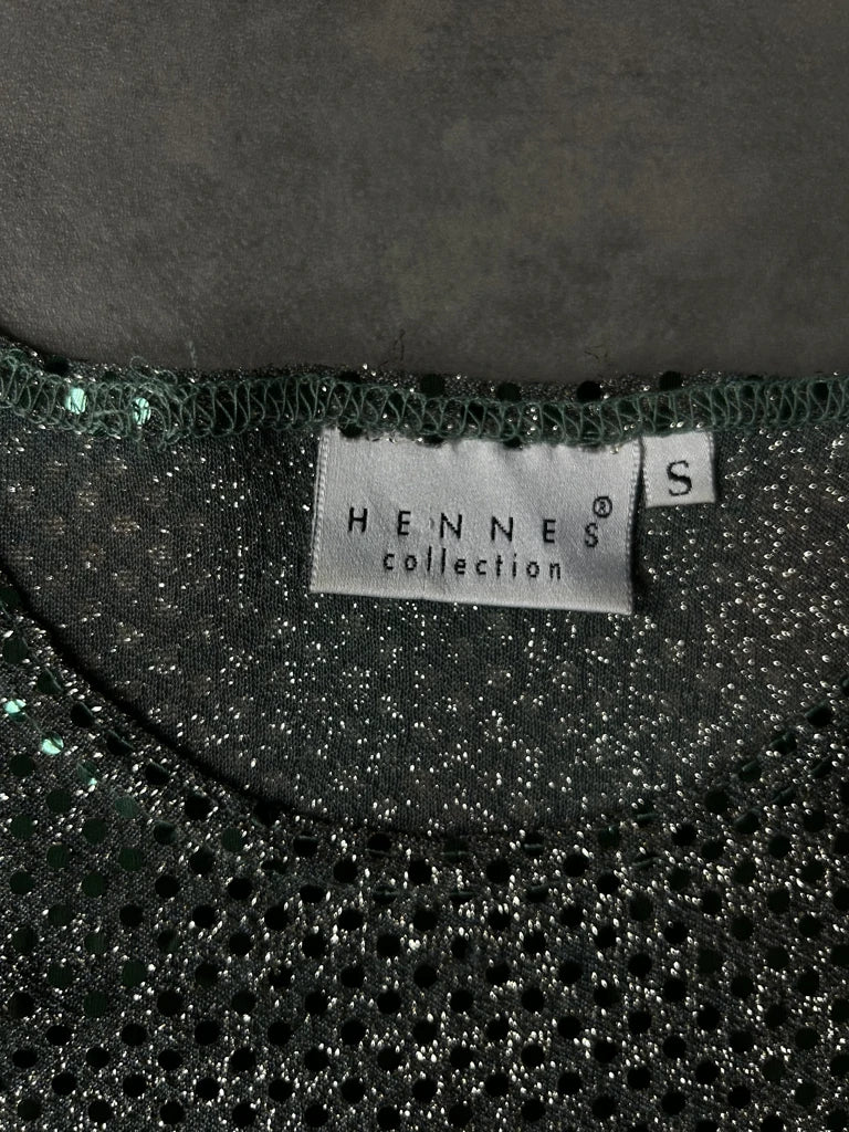 detail view, Hennes Collection (L)Y2K Mini Green Glitter Top, vintage Y2K second hand piece