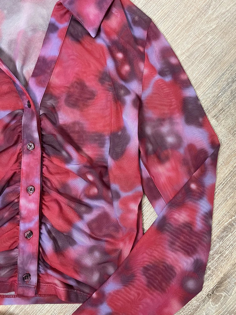 detail view, Miss Shop Floral Shirt, vintage Y2K second hand piece