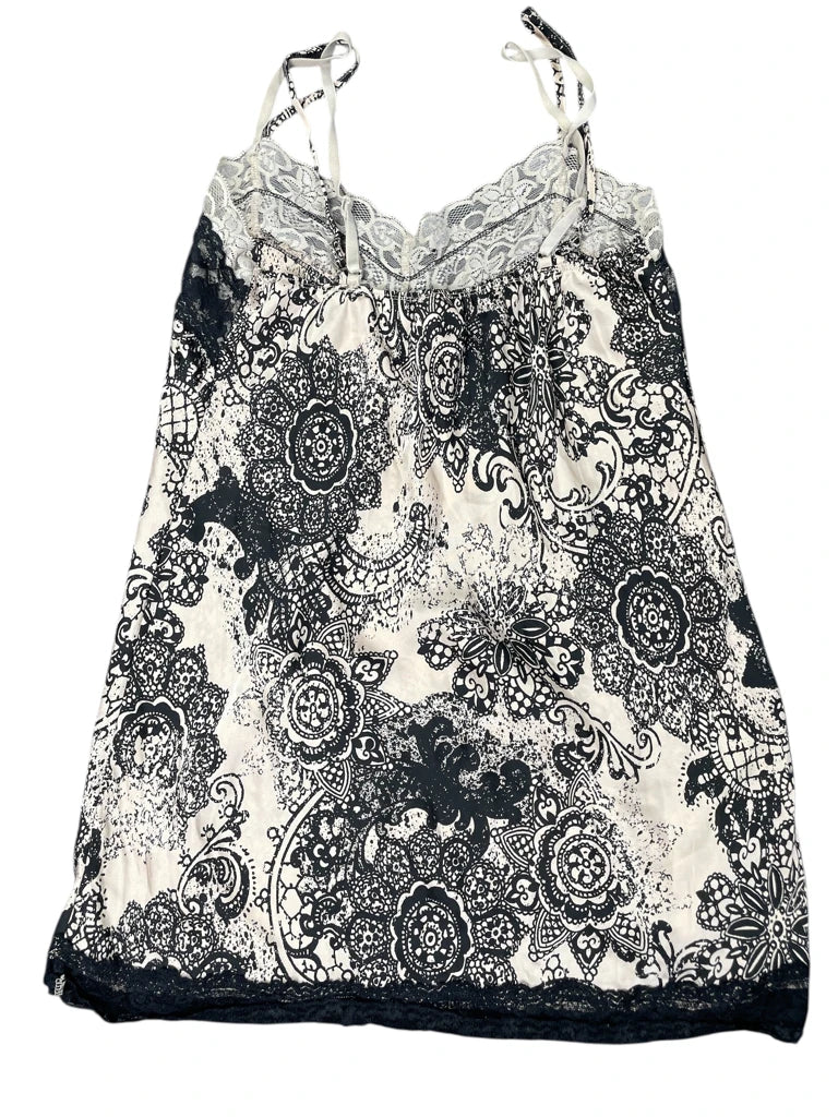 back view, Dolled Up Alternative Beige Pattern Top, vintage Y2K second hand piece