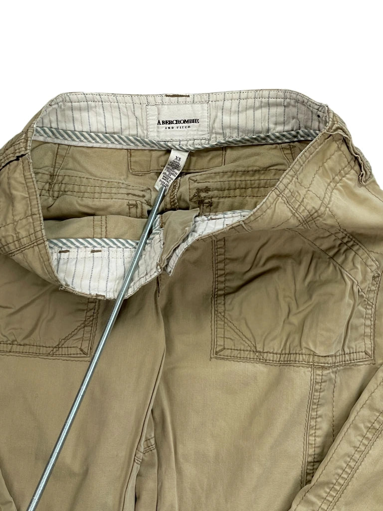 detail view, Abercrombie Olive Green Straight-Leg Cargo Pants, vintage Y2K second hand piece, image 4