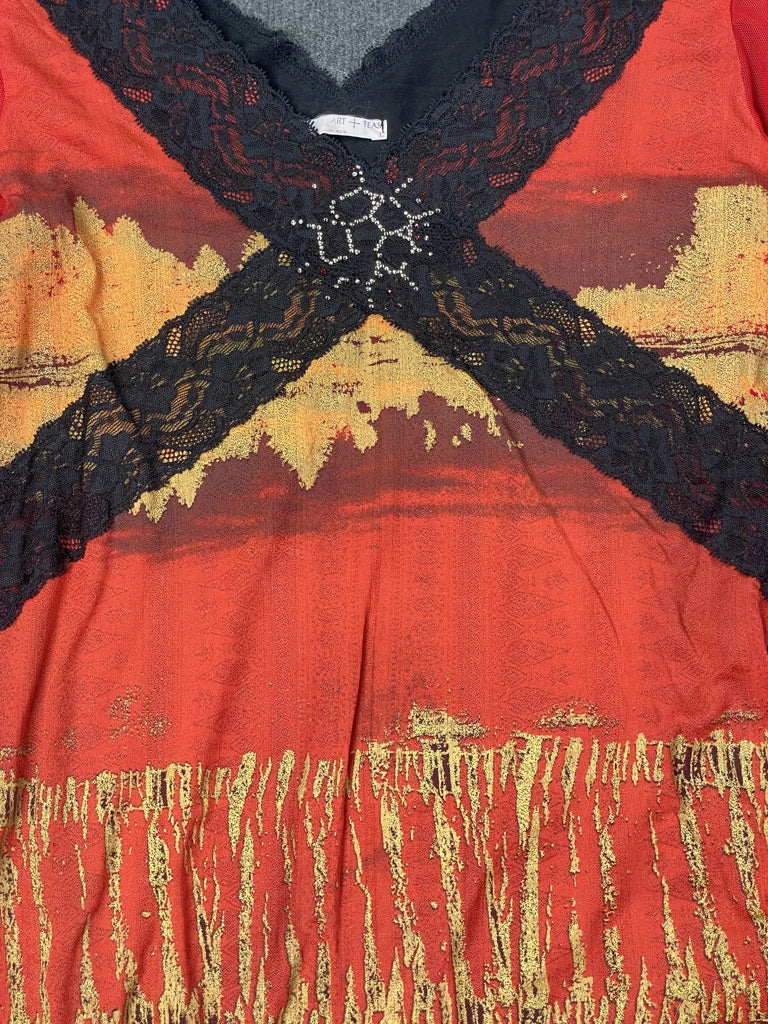 detail view, Art Teas red dress top, vintage Y2K second hand piece, image 4