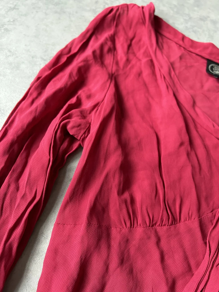 detail view, Laura Ashley Y2K Red Sheer Top, vintage Y2K second hand piece, image 4