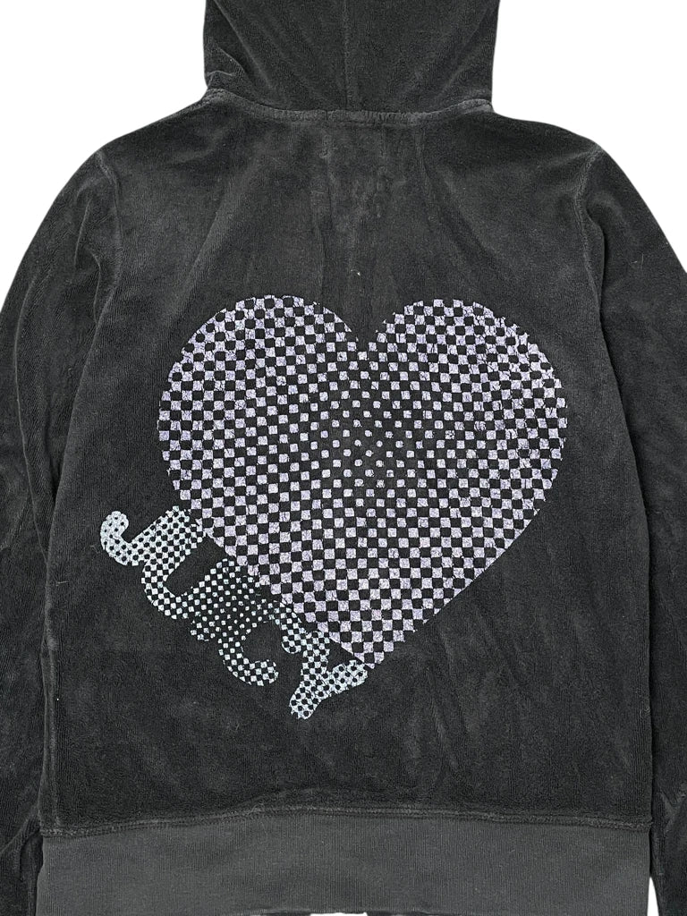 detail view, Juicy Couture Black Heart Backprint Velour Hoodie (ONESIZE), vintage Y2K second hand piece, image 4