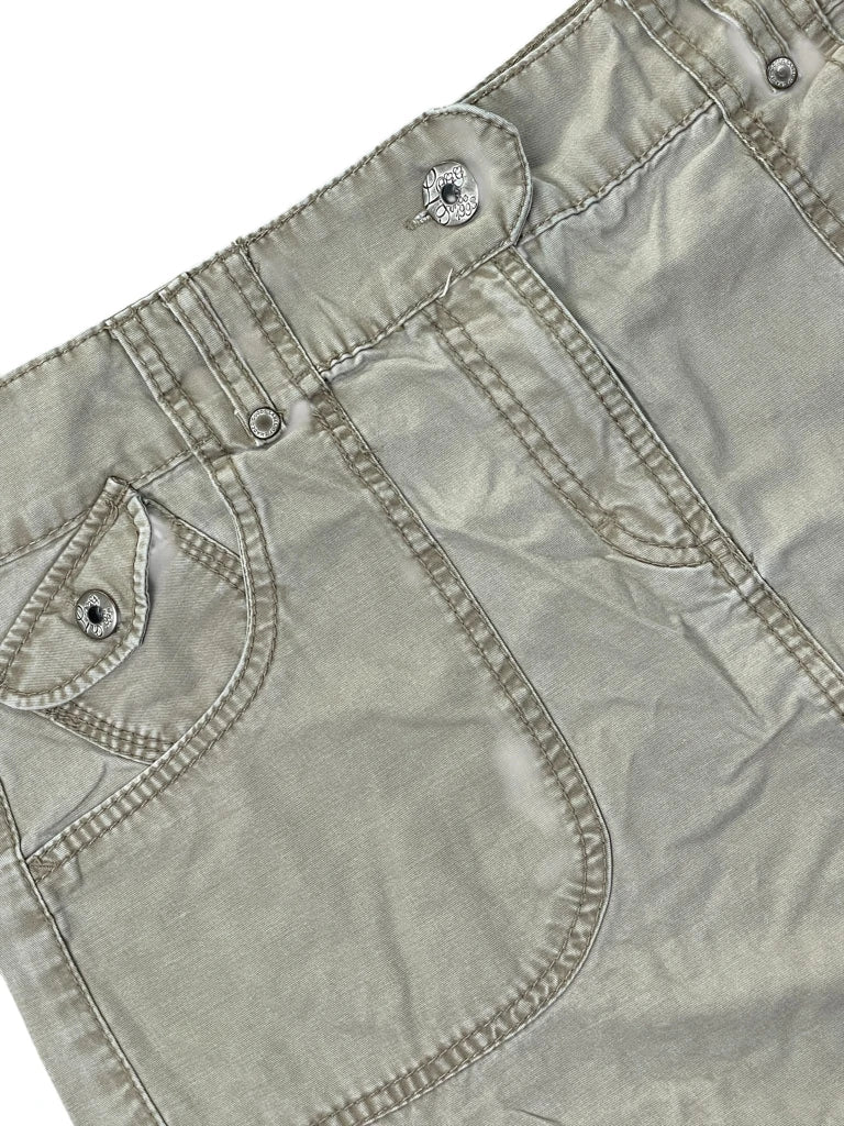 detail view, H&M Earthtone Pocket Skirt in Cargo Style, vintage Y2K second hand piece, image 6