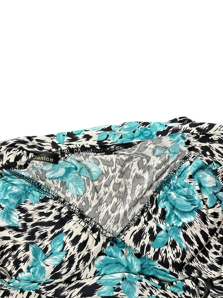 detail view, Janice Wild Bloom Halterneck Top, vintage Y2K second hand piece, image 5
