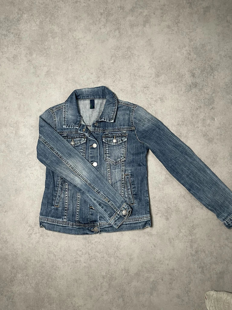 detail view, Benetton Jeans Jacket, vintage Y2K second hand piece, image 4