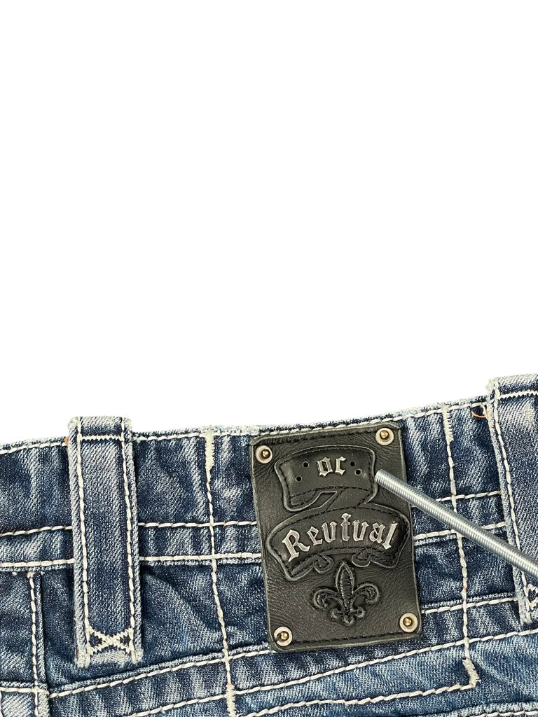 detail view, Rock Revival Embroidered Pocket Denim Hotpants, vintage Y2K second hand piece