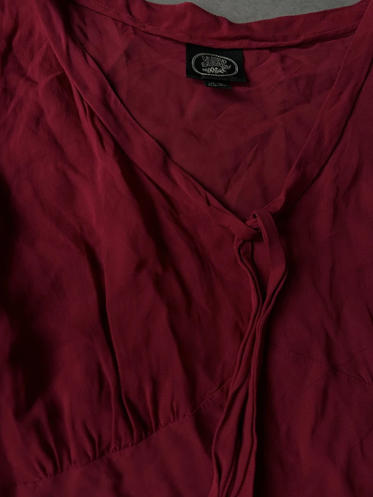 detail view, Laura Ashley Y2K Red Sheer Top, vintage Y2K second hand piece, image 5
