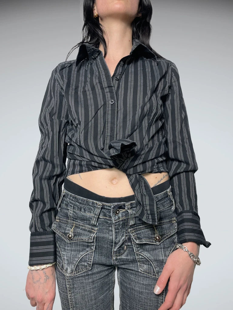 front view, New York & Company Black Striped Shirt, vintage Y2K second hand piece