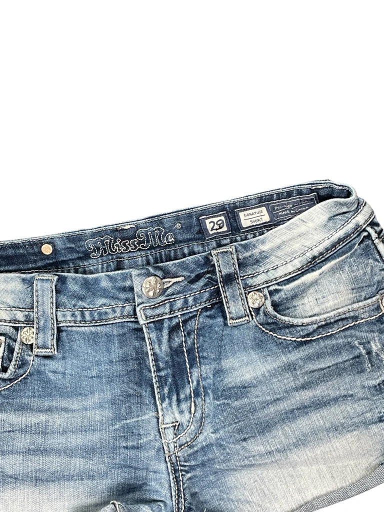 detail view, Miss Me Light Wash Vintage Denim Hotpants, vintage Y2K second hand piece, image 4