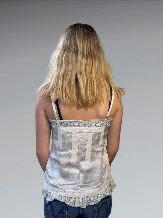 back view, Ablannah Hill White dessoue style top, vintage Y2K second hand piece