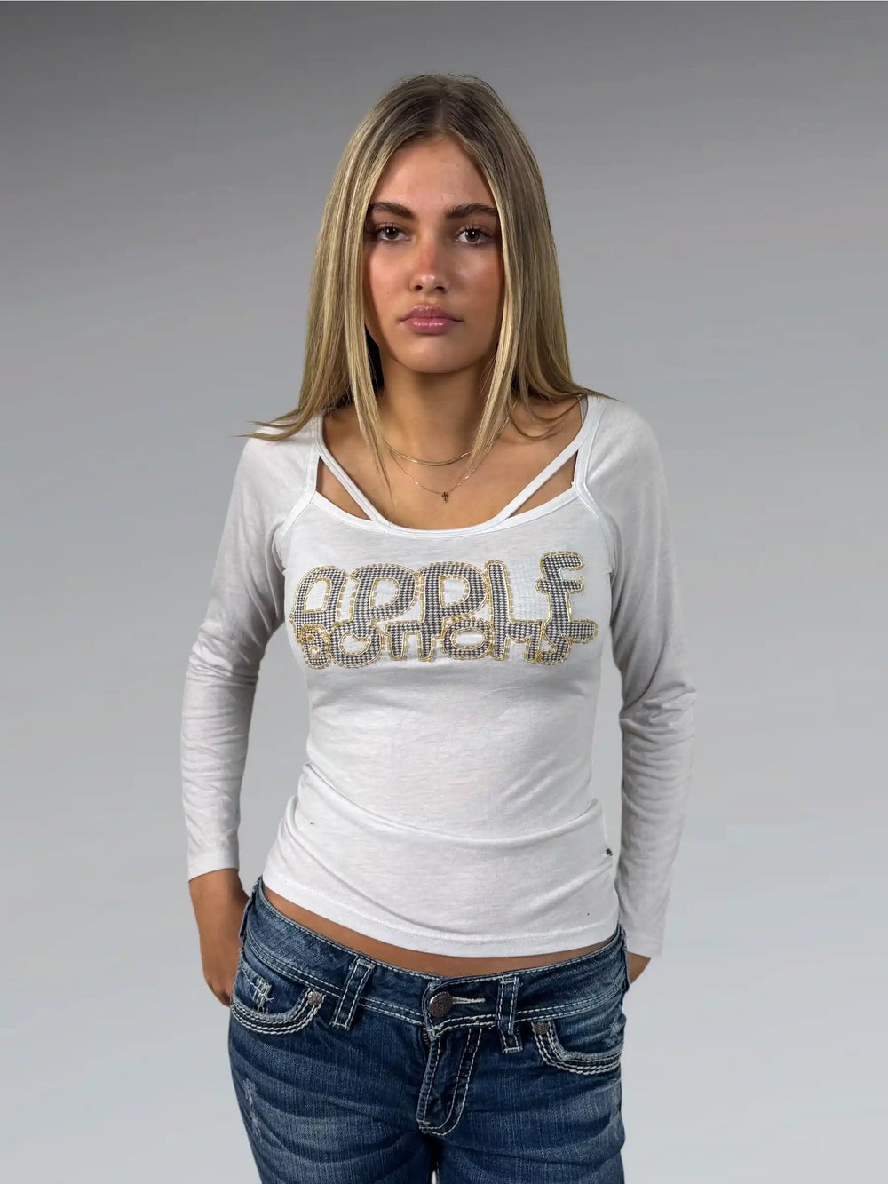 front view, White Apple Bottoms Rhinestone Logo Top, vintage Y2K second hand piece