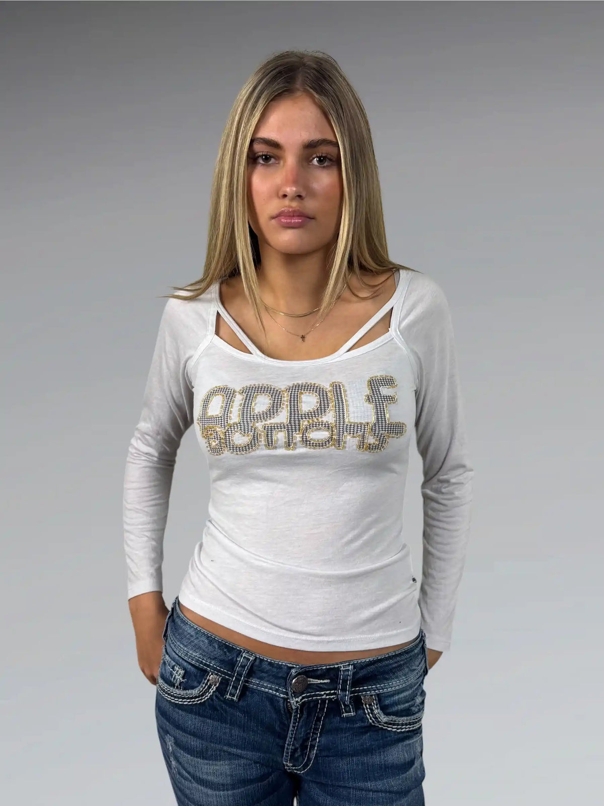 front view, White Apple Bottoms Rhinestone Logo Top, vintage Y2K second hand piece