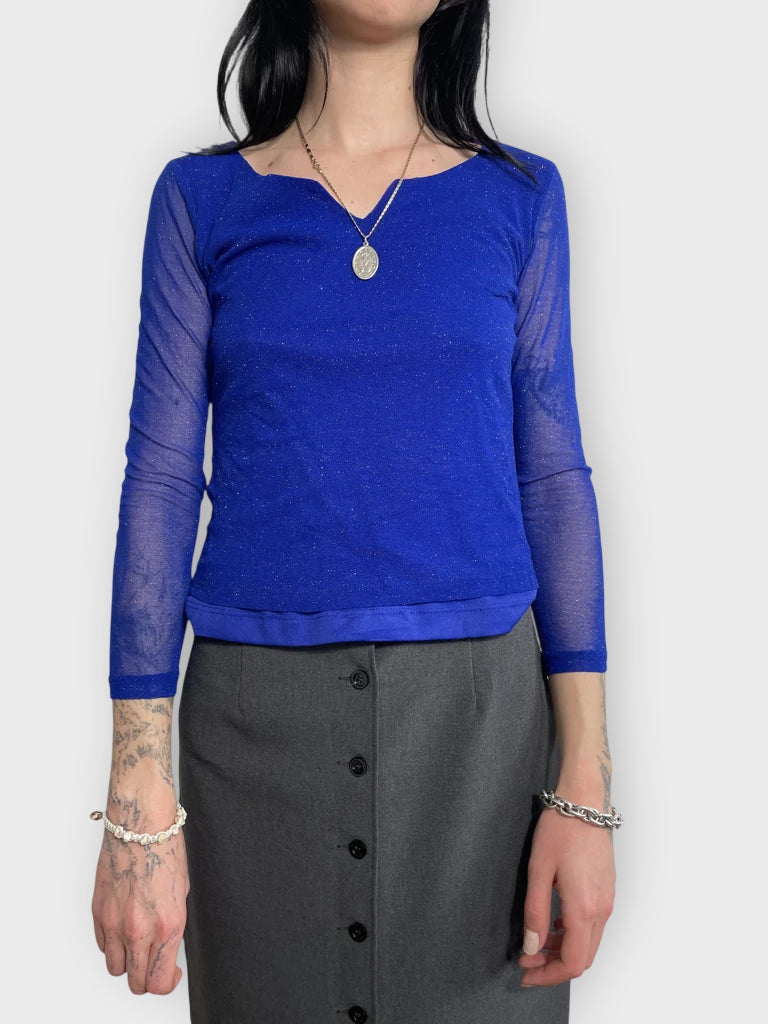 blue long sleeve top (M)
