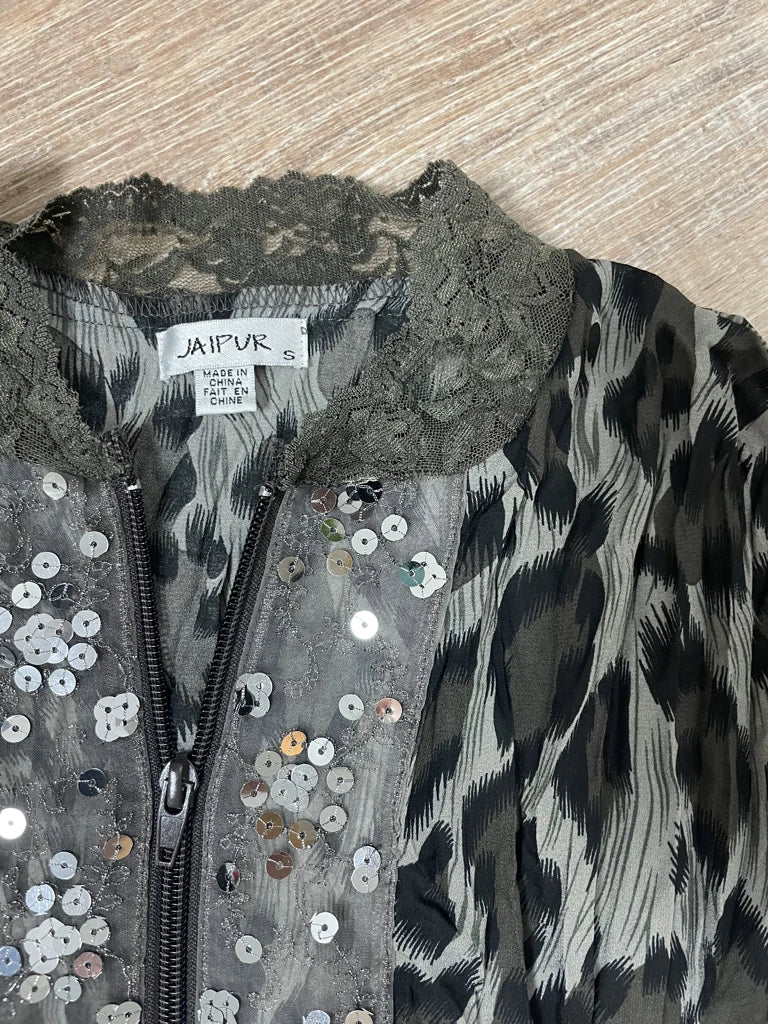 detail view, Jaipur Leopard Print Jacket, vintage Y2K second hand piece, image 5