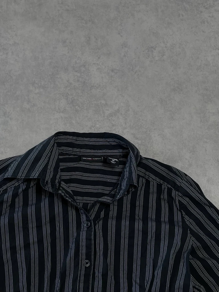 detail view, New York & Company Black Striped Shirt, vintage Y2K second hand piece