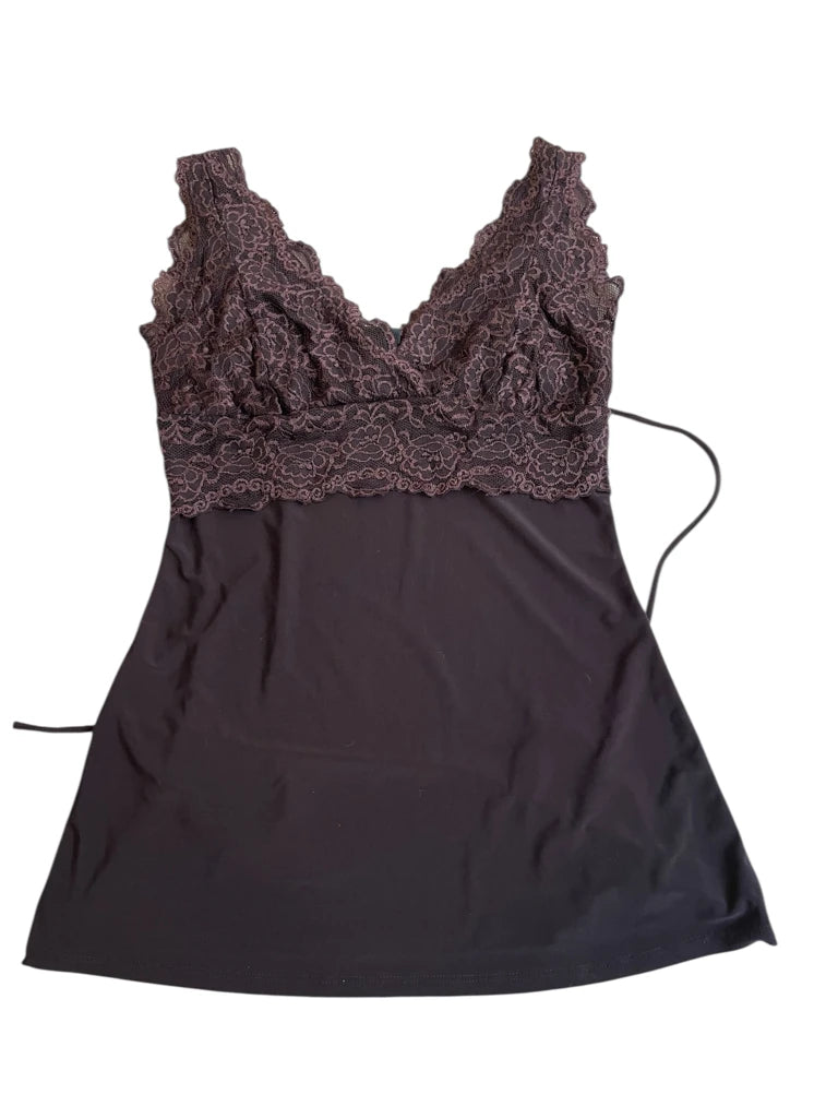 detail view, Tailor sweet mocha – slip top with lace detail, vintage Y2K second hand piece
