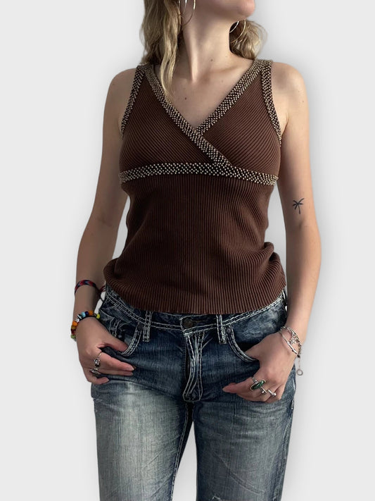 front view, stud spell – ribbed knit top, vintage Y2K second hand piece