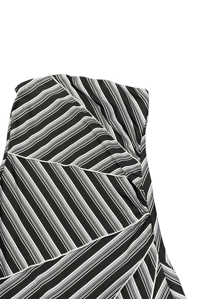 detail view, Youniqe Black Asymmetric Skirt, vintage Y2K second hand piece, image 4