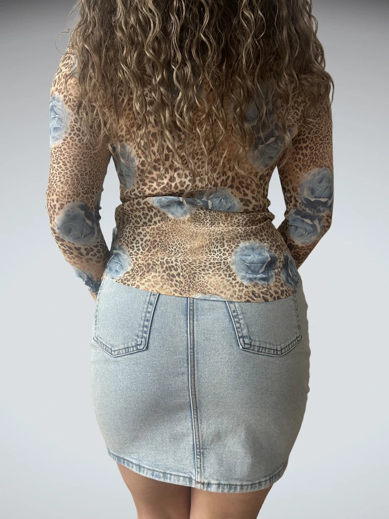 back view, Mixer Leopard Button-Up, vintage Y2K second hand piece