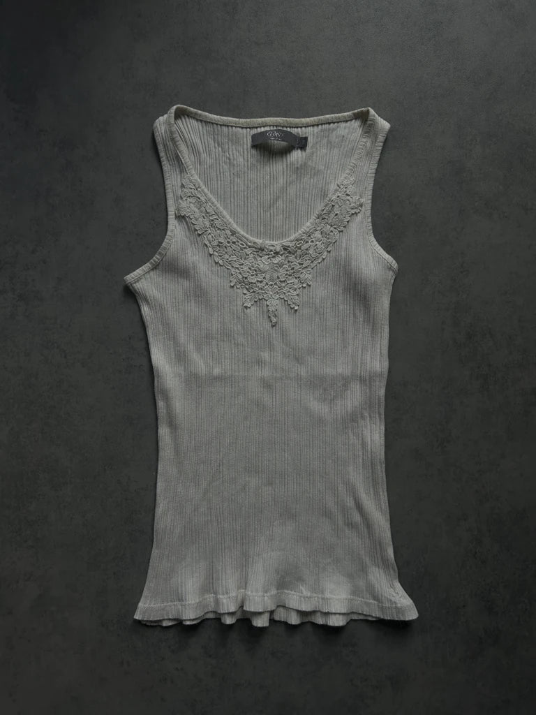 detail view, UNITS Stretchy Sleeveless Top, vintage Y2K second hand piece, image 6