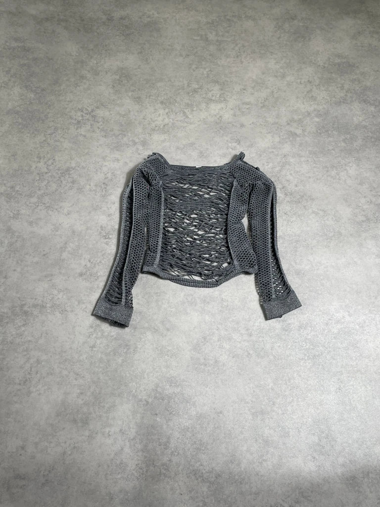 detail view, ripped grey long sleeve top, vintage Y2K second hand piece, image 6