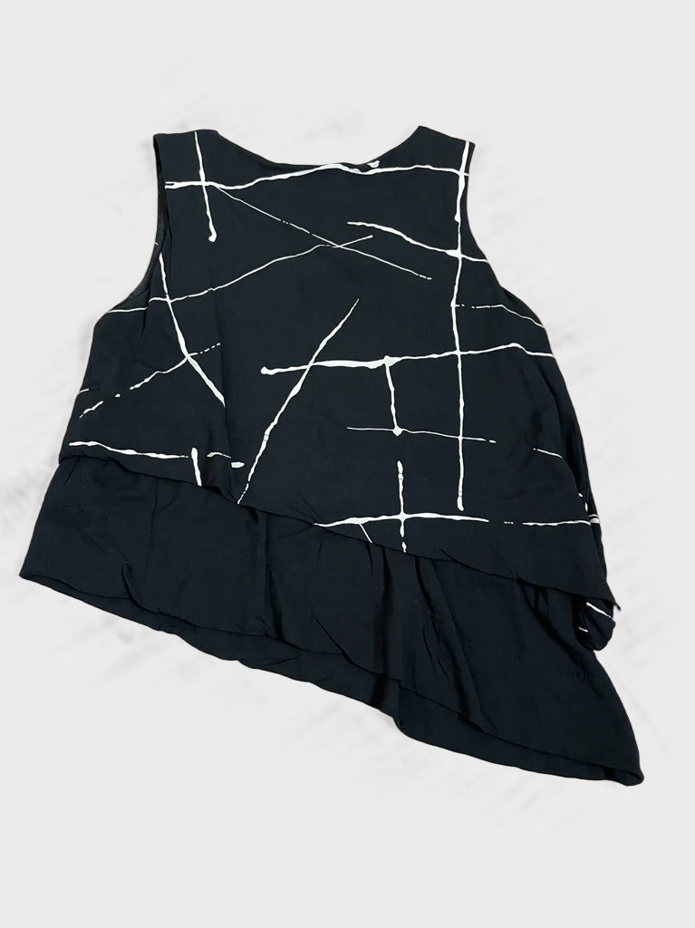 detail view, Collection Asymmetrical Top, vintage Y2K second hand piece, image 4