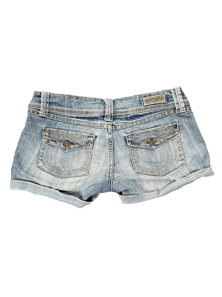 detail view, Streetwear Society pocket style denim hotpants, vintage Y2K second hand piece, image 4