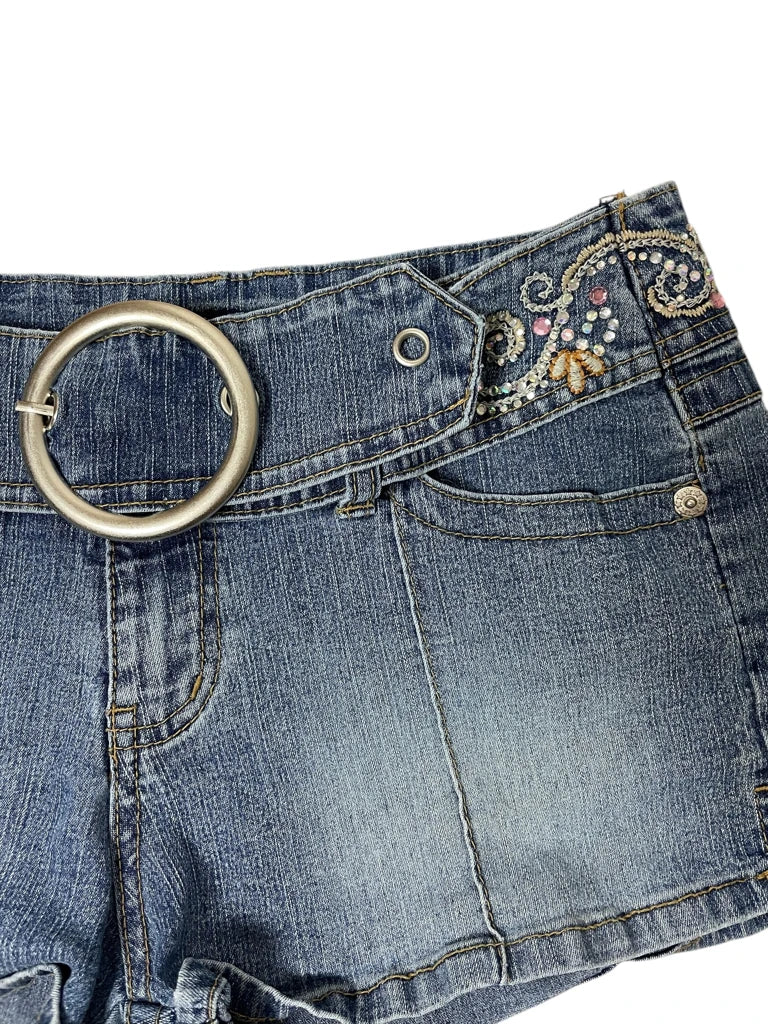 detail view, Angels Crystal Rider – Heavy Belt Hot Pants (XS?), vintage Y2K second hand piece, image 4