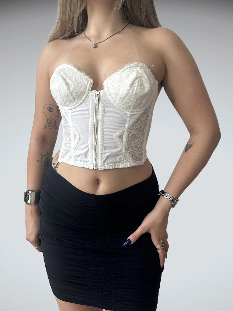 front view, Peter Pan Y2K White Corset Top, vintage Y2K second hand piece