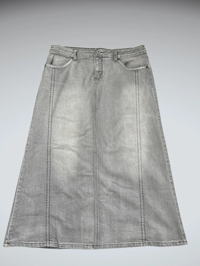 detail view, Cato Light Grey Maxi Denim Skirt, vintage Y2K second hand piece
