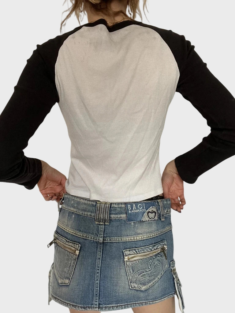 back view, Baci and Abbraci Blue Denim Skirt with Bags, vintage Y2K second hand piece