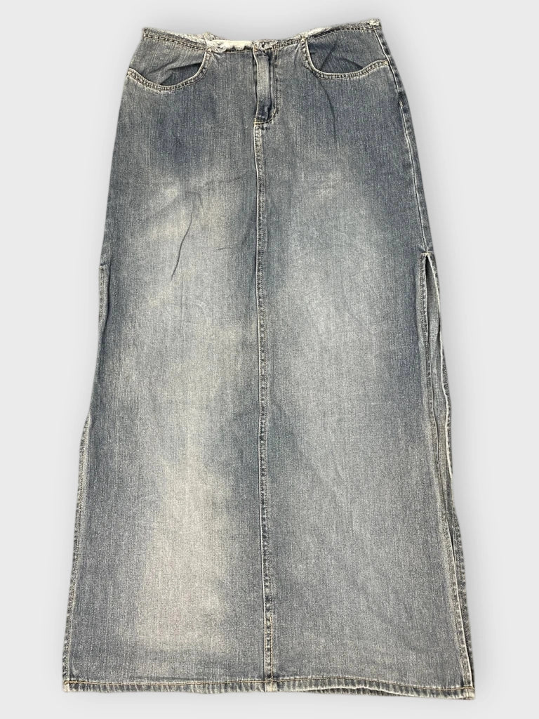 front view, Bubblegum Vintage Faded Denim Maxi Skirt, vintage Y2K second hand piece