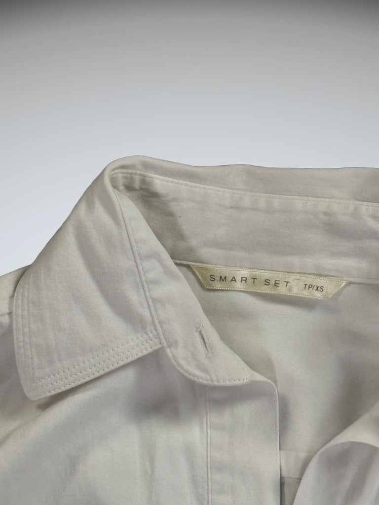 detail view, Smart Set Chic White Fitted Business Shirt, vintage Y2K second hand piece