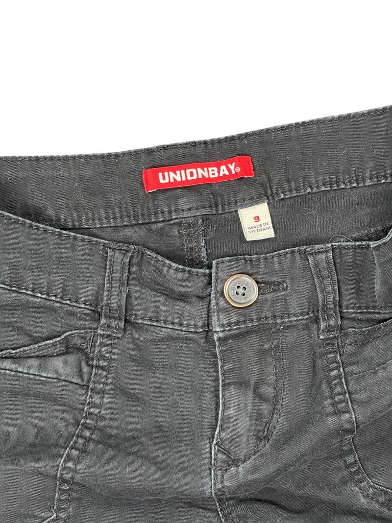 detail view, UNIONBAY Union Bay Black Rolled Hem Pocket Hotpants, vintage Y2K second hand piece, image 5
