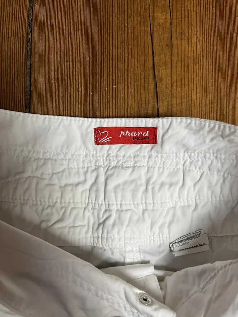 detail view, Phard White Miniskirt, vintage Y2K second hand piece, image 5