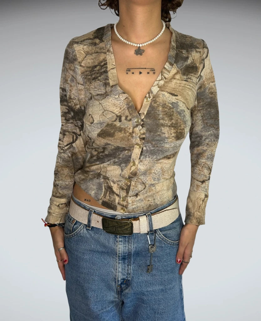 front view, Long Sleeve Button-Up, vintage Y2K second hand piece