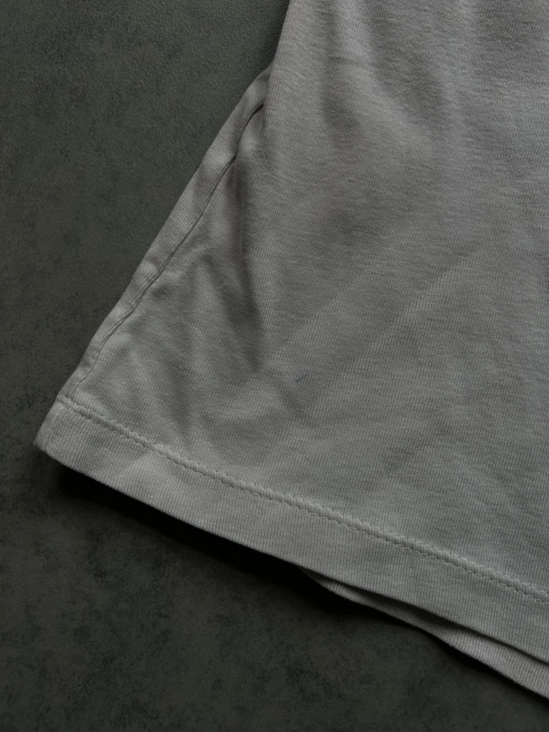 detail view, DEPARTURE Lilac Y2K Top, vintage Y2K second hand piece, image 4
