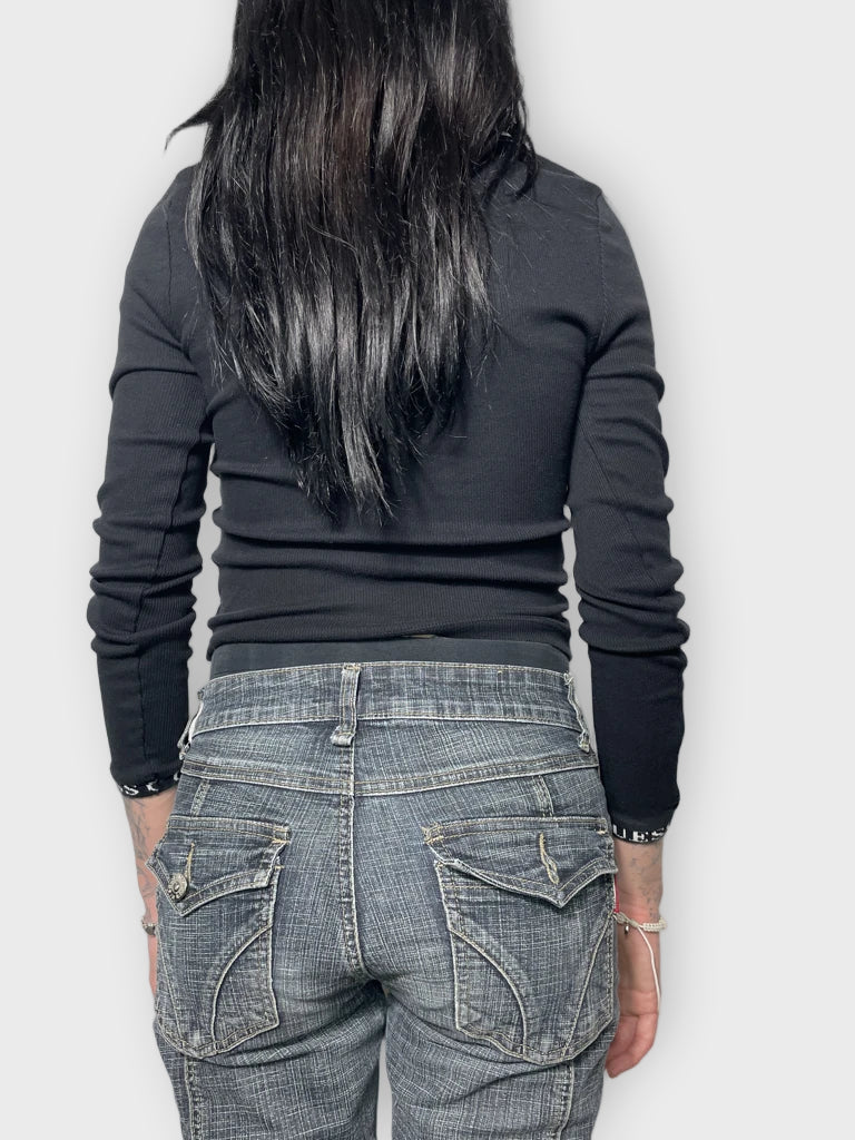 back view, Guess Long Sleeve Top, vintage Y2K second hand piece