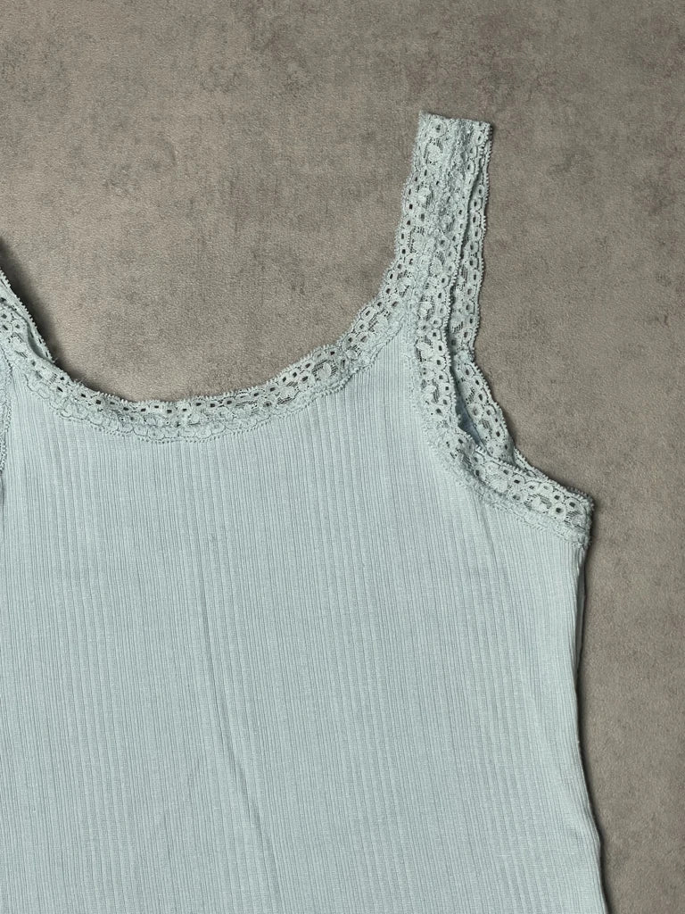 detail view, Tank Top, vintage Y2K second hand piece, image 4