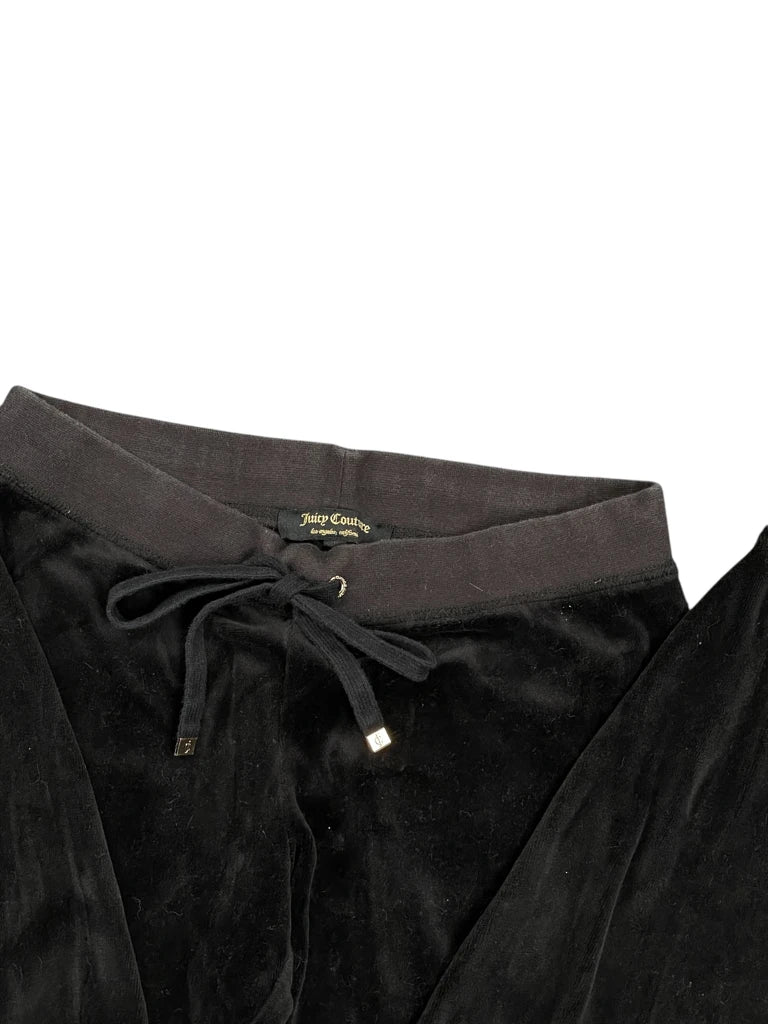 detail view, Juicy Couture Black Velour Pants, vintage Y2K second hand piece, image 4
