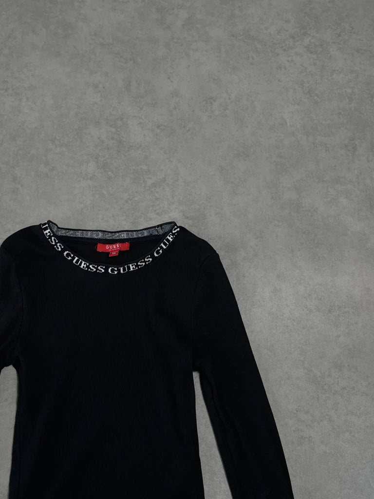 detail view, Guess Long Sleeve Top, vintage Y2K second hand piece